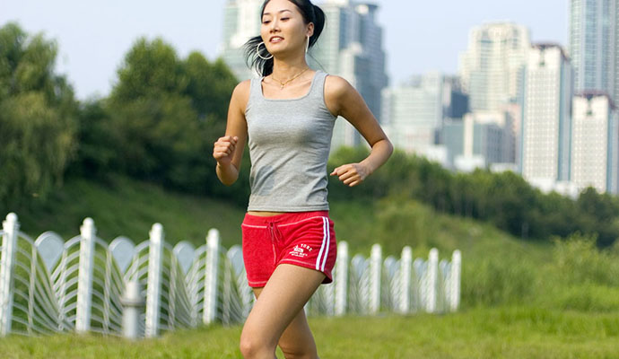 那麼問題又來了！“慢跑減肥”還是“快跑減肥”？