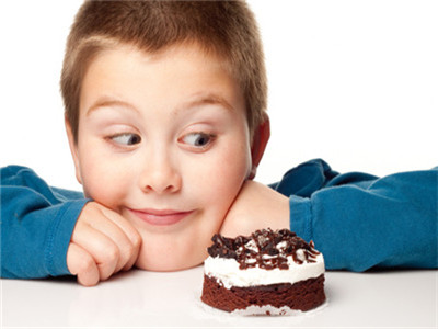 隔代撫養易使孩子肥胖？5歲男童體重超110斤