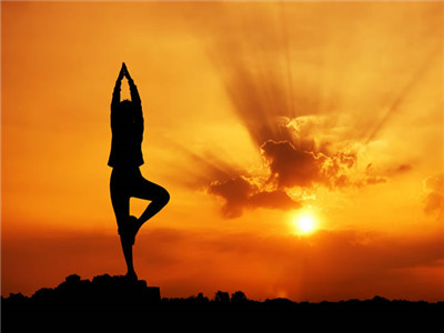 健身瑜伽能減肥 瘦得健康又優雅