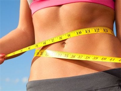飲食+運動 擺脫“大腹婆”塑蠻腰