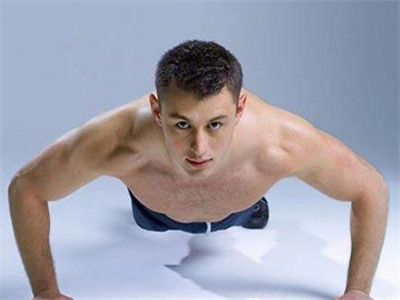 夏日秀肌肉線條 4種男士減肥塑形運動不得不知