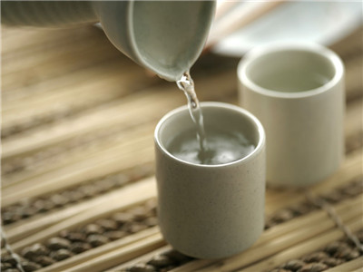 自制減肥茶：清熱解便茶的做法
