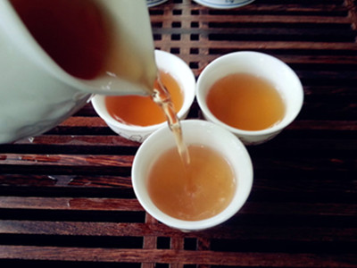 窈窕身姿之蘋果+綠茶=窈窕+美麗